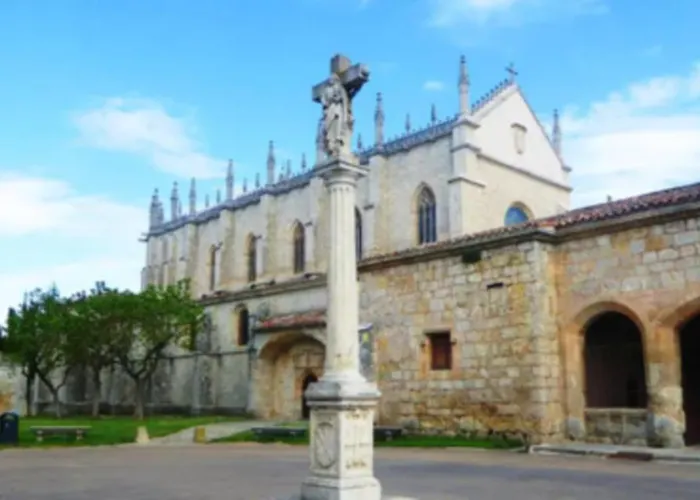 La Catedral Vut - 4 Con Wifi En El Centro De Daire *